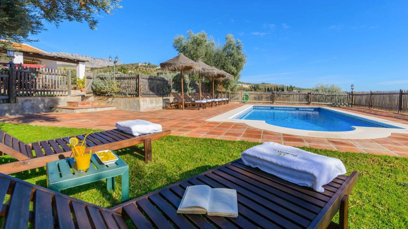 Finca Del Rio Antequera - La Higuera By Ruralidays Bagian luar foto
